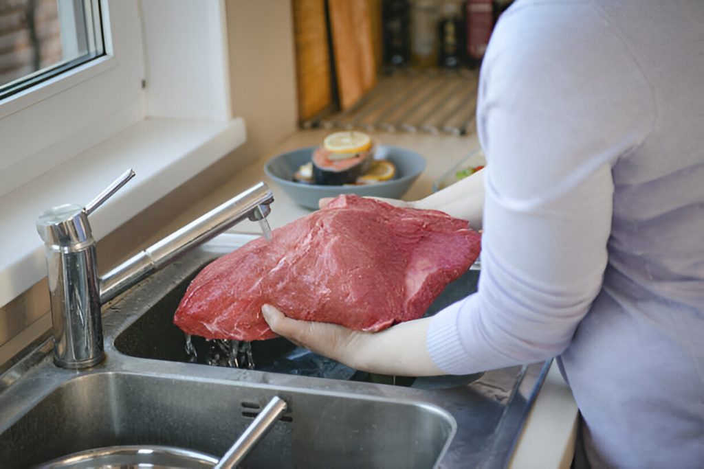 4 Tips Mencuci Daging Sapi dan Membuatnya Cepat Empuk - Sedap Sedep Catering